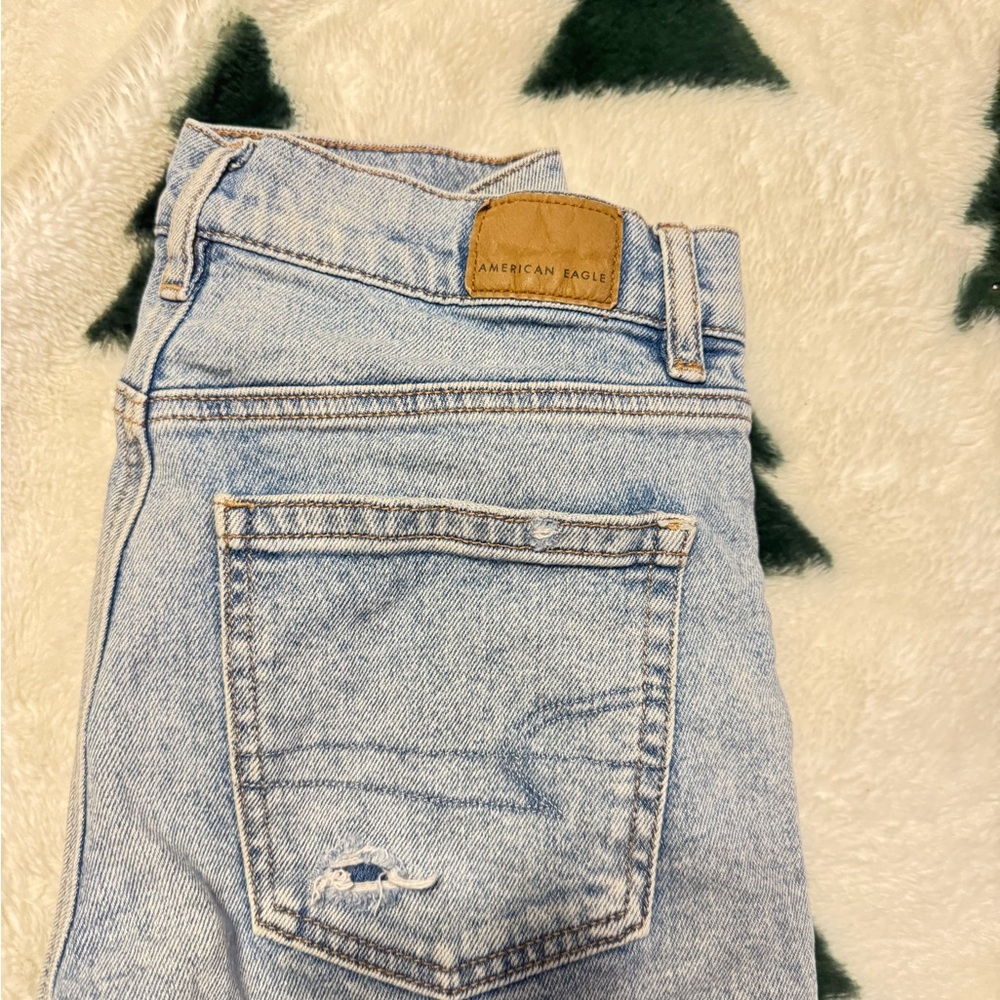 American Eagle Outfitters Light Blue Denim Jeans